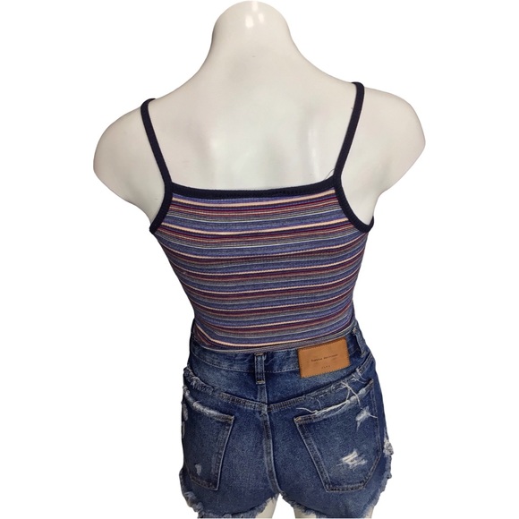 Colorful Striped Ribbed Crop Top - Picture 3 of 3